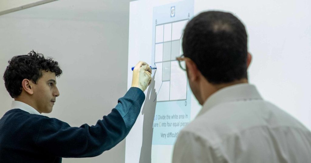 Lead | Cat 3 | Leaders engage the community